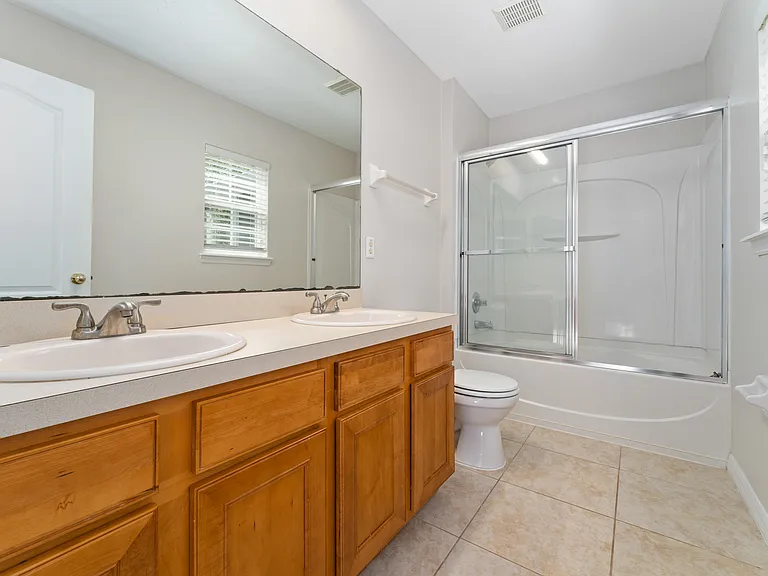 4510 Capital Blvd — Photo 13