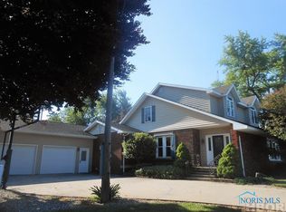 470 Orchard Dr, Leipsic, OH 45856