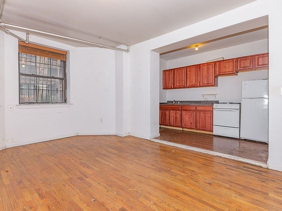1st image of 262 Gates Ave #Bf