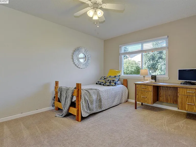 4300 Feldspar Ct — Photo 16