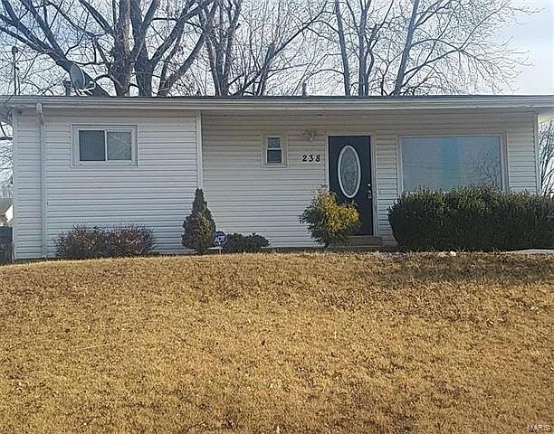 1st image of 238 Anistasia Dr