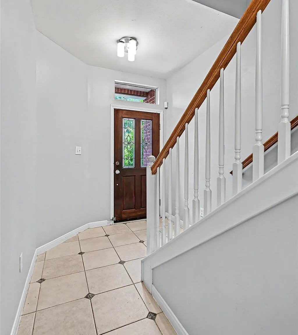 2 bed, 2.5 bath, 2064 sqft, $2,950 — Photo 3