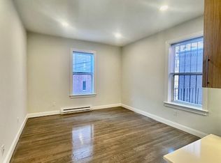 525 Beacon St #15, Boston, MA 02215