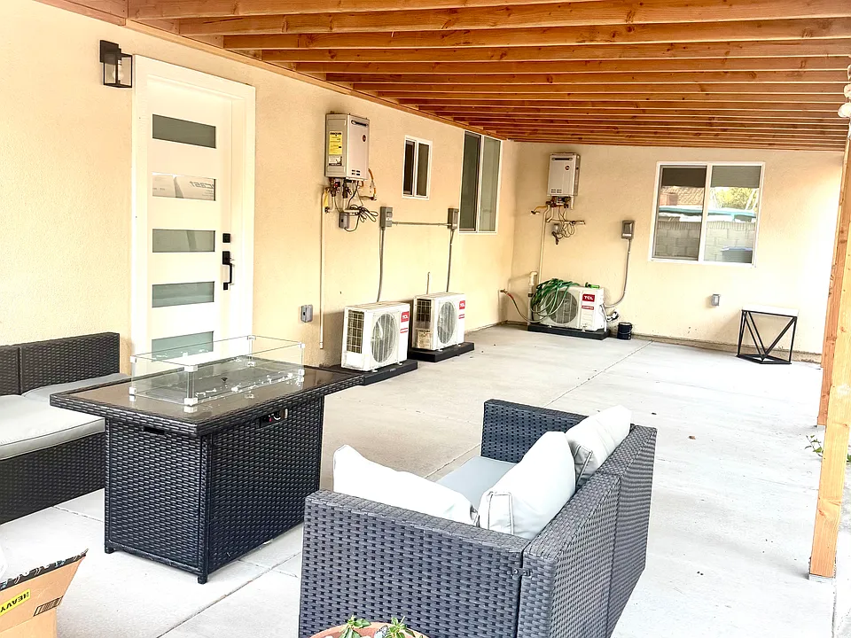 2337 Stacy Ln
