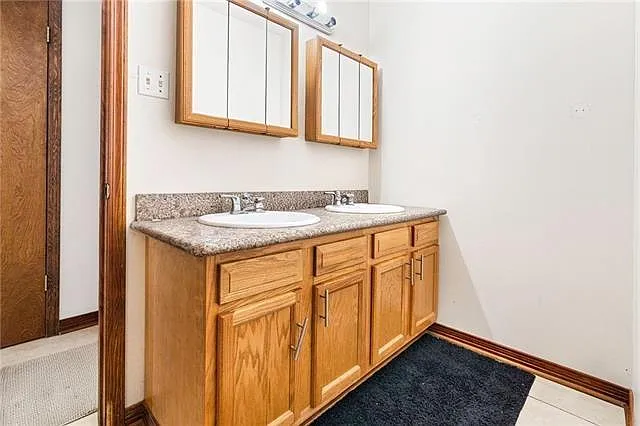 2204 Gallant Dr — Photo 14