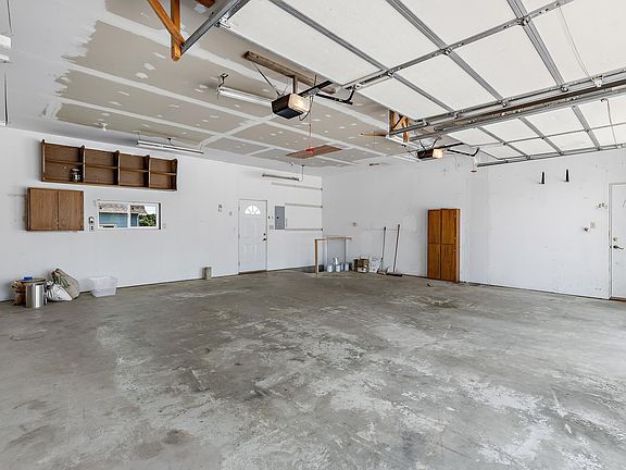 2nd image of 6512 Kimberly Dr