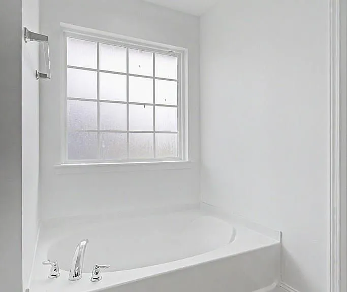 390 Fairview Cir — Photo 34