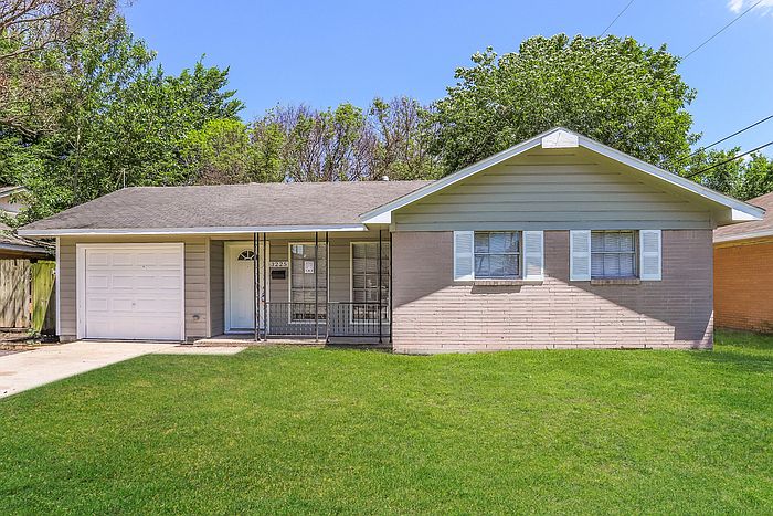 1st image of 3225 Sophie Ann Dr