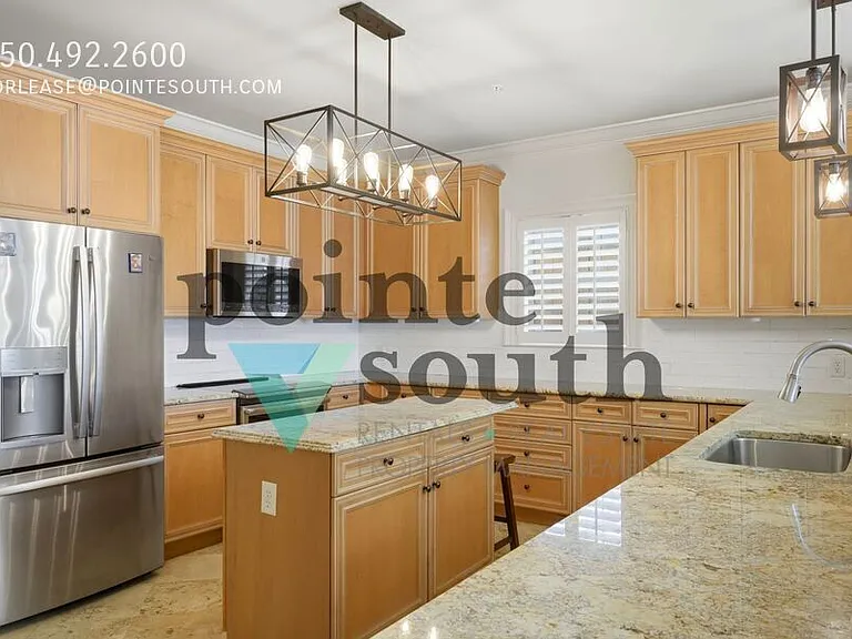 724 Harbor Blvd #101 — Photo 17
