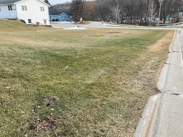 021AC E Fountain St, Dodgeville, WI 53533