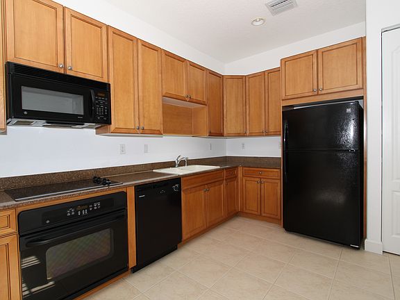 4th image of 8704 Blaze Ct #2