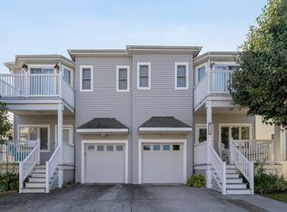 136 W Cresse Ave, Wildwood Crest, NJ 08260