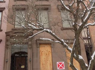 10 Hall Pl, Albany, NY 12210