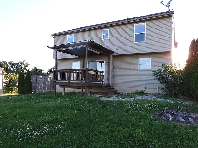1201 Catletts Ct — Photo 26