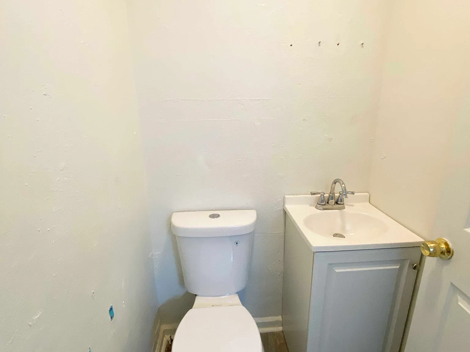 Studio, 2100 sqft, $3,000 — Photo 4