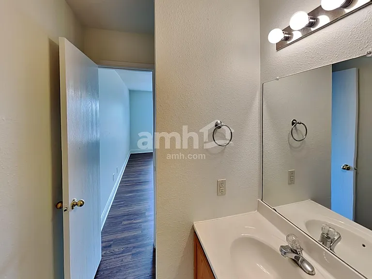 10731 Judie Allen — Photo 10