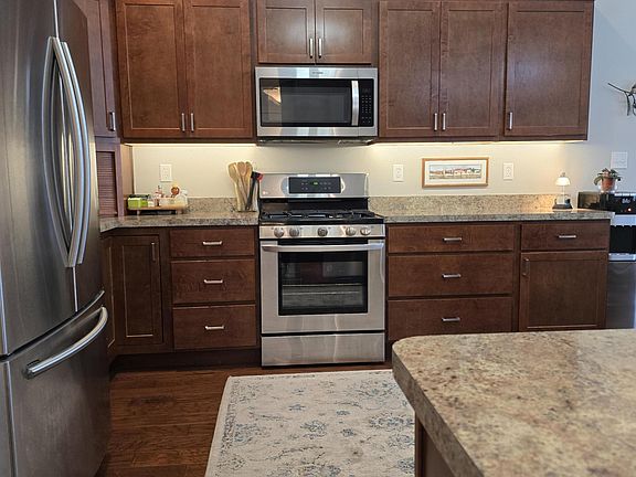 5th image of 13005 Grasselli St