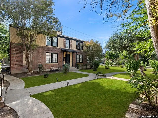 204 E Rosewood Ave #1 — Photo 40
