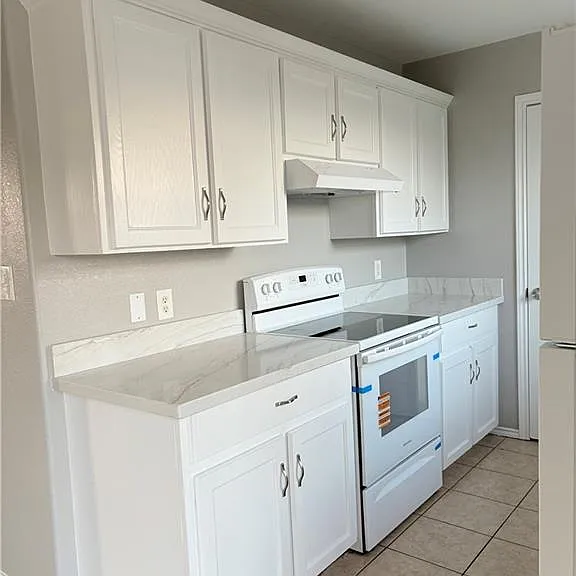 5204 Azalea Ave — Photo 4