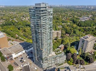 825 Church St #105, Toronto, ON M4W 3Z4