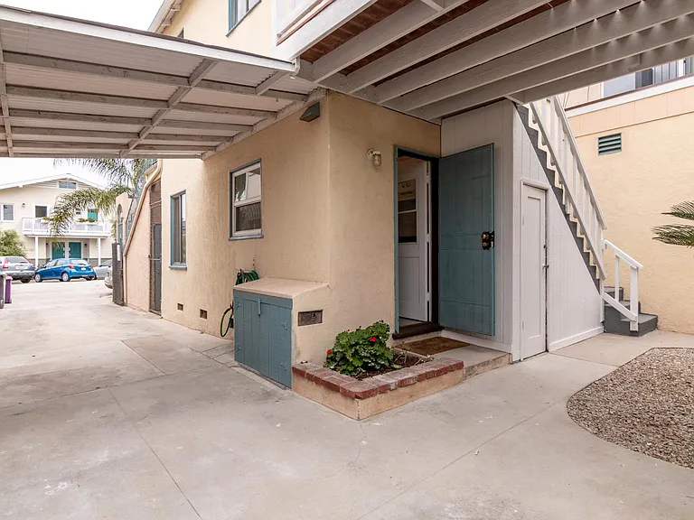 524 Linden Ave — Photo 38