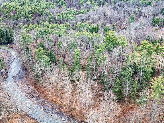 2nd image of 4875-4879 Potter Hollow Road