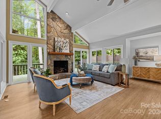 7515 Pewter Ln, Charlotte, NC 28270