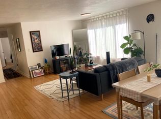 2337 SE Clinton St, Portland, OR 97202