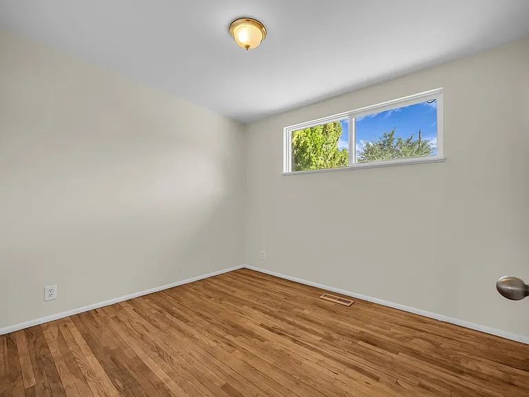 2189 E 6675 S — Photo 14