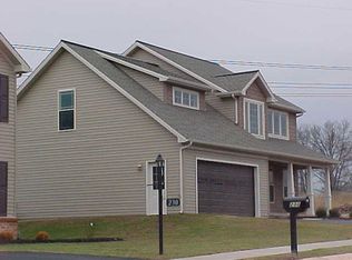 240 Old Stone Way, York, PA 17406