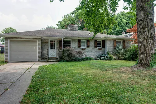 828 S Rogers Ave Photo 1