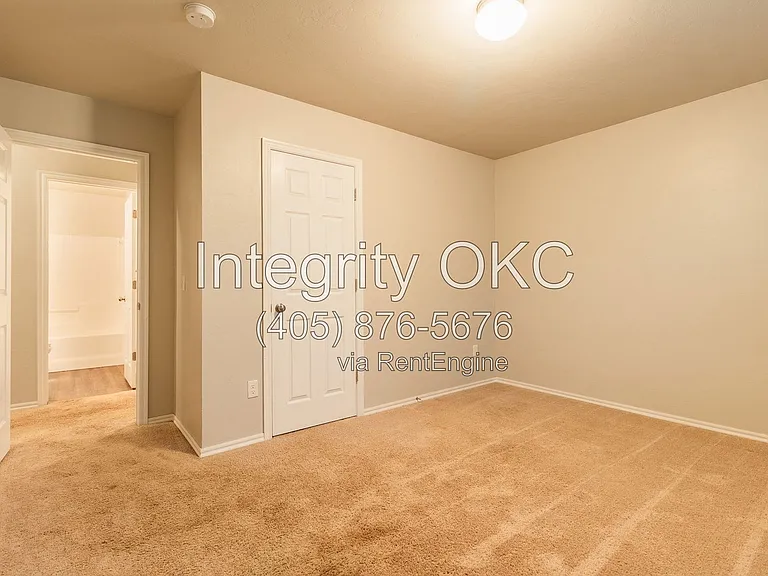 13233 Bridgewater Dr — Photo 18