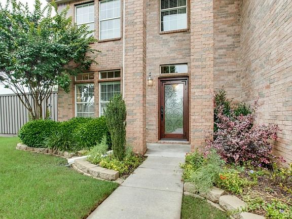 Front door is new and has Knob Hill Hardware.