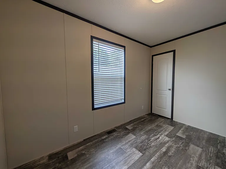 38000 Le Chateau Blvd #658 — Photo 13