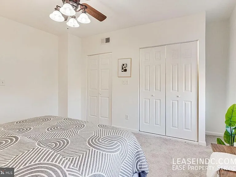709 16th St NE — Photo 23
