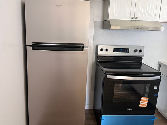 3rd image of 1105 W Wenco Dr #1107