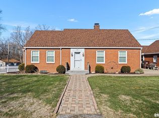 601 Roosevelt St, Creve Coeur, IL