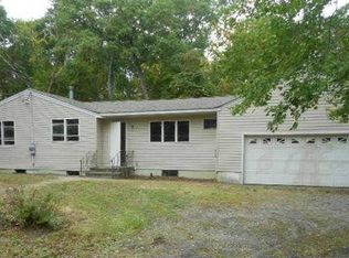 111 Westfield Rd, Coram, NY 11727