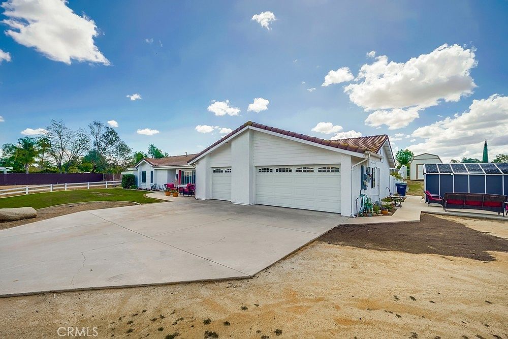 18289 John F Kennedy Dr, Riverside, CA 92508 | Zillow