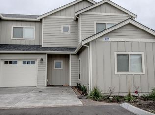 721 Trail Rd #B, Sedro Woolley, WA 98284