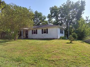 101 Summers Ln NW, Depauw, IN 47115