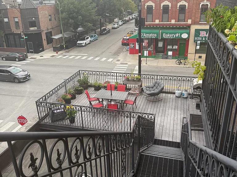 1123 W Grand Ave #3R — Photo 17