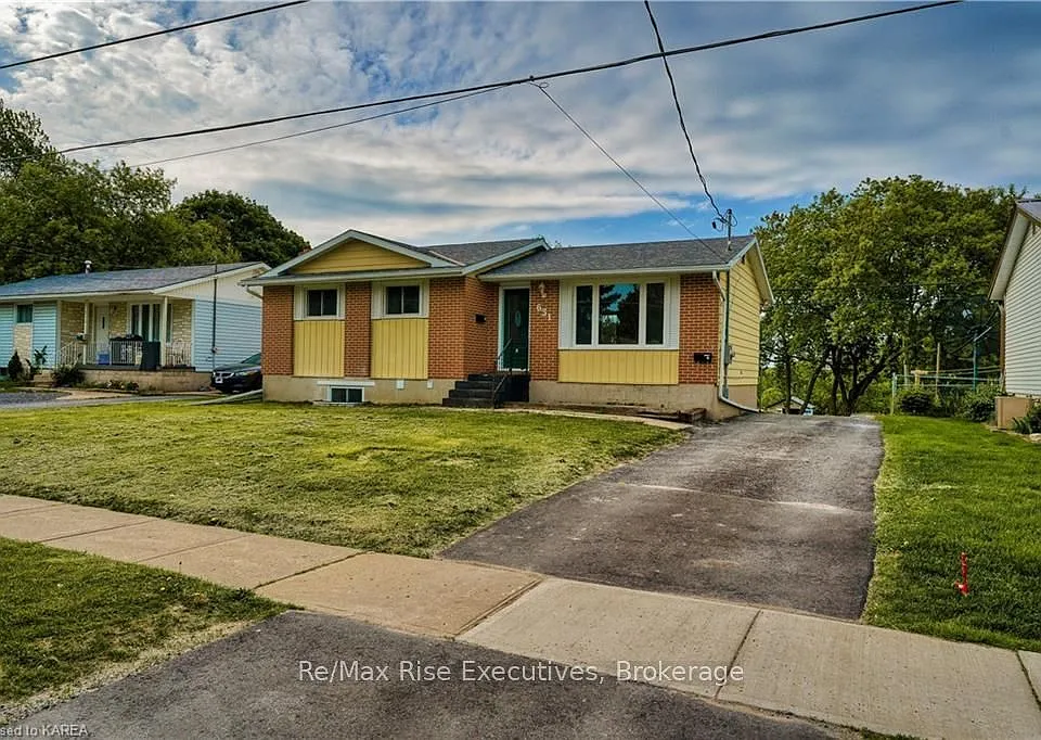 631 Aylmer Cres #1