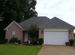 16 Spindrift Dr, Jackson, TN 38305
