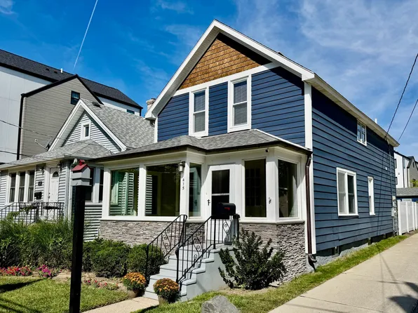 415 Bloom St, Highland Park, IL 60035