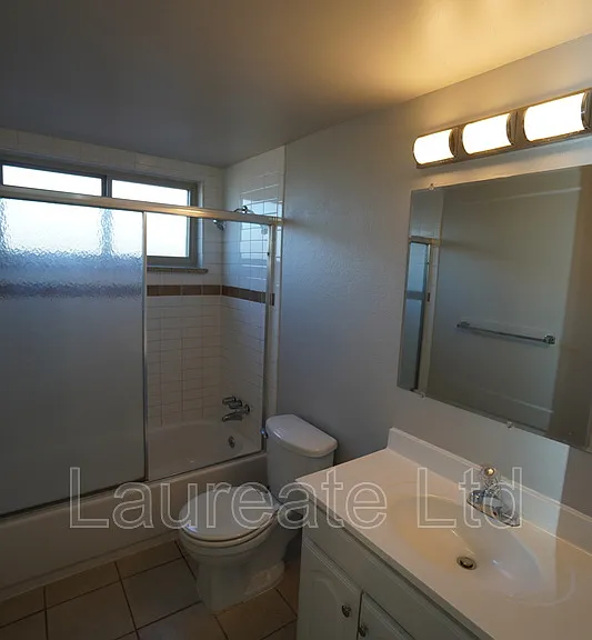 761 Oak St #D — Photo 8