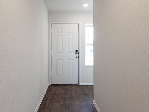 3rd image of 128 Granary Dr