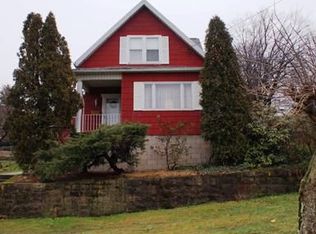 1713 3rd St, Connellsville, PA