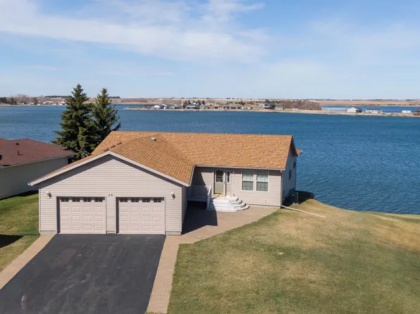 29 N Rice Lake Rd, Douglas, ND 58735