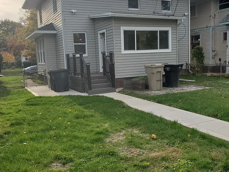 1232 Woodward Ave — Photo 19